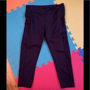 CVG blacklisted capris size medium